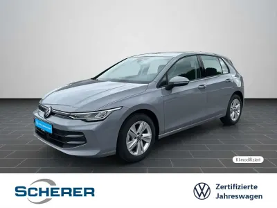 Gebraucht VW Golf VIII Life 116 PS (85 kW) 2025 Mondsteingrau Limousine