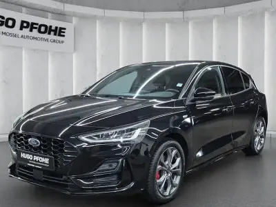 Gebraucht Ford Focus ST-Line 125 PS (91 kW) 2023 Schwarz Limousine
