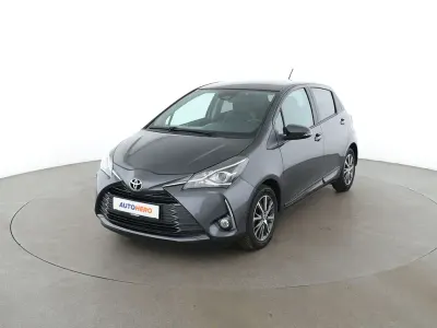 Gebraucht Toyota Yaris Team 120 PS (88 kW) 2020 Grau Limousine