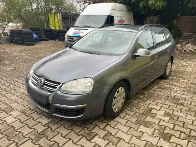 Gebraucht VW Golf VI 105 PS (77 kW) 2009 Grau Kleinwagen