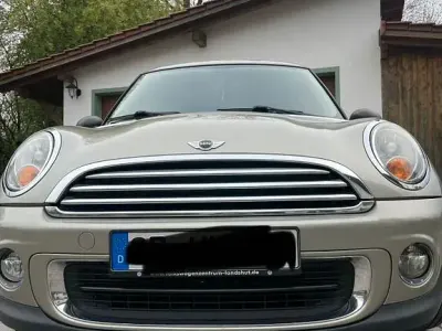 Usata Mini ONE 98 CV (72 kW) 2010 Argento Utilitaria