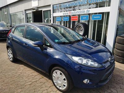 Gebraucht Ford Fiesta Champions Edition 60 PS (44 kW) 2012 Blau Kleinwagen