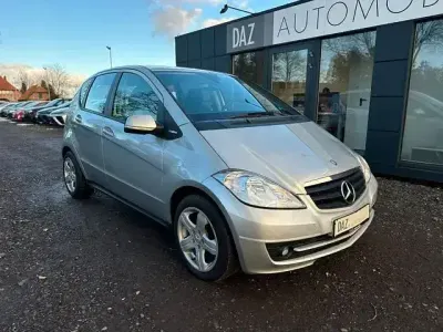 Gebraucht Mercedes A160 95 PS (69 kW) 2010 Silber Limousine