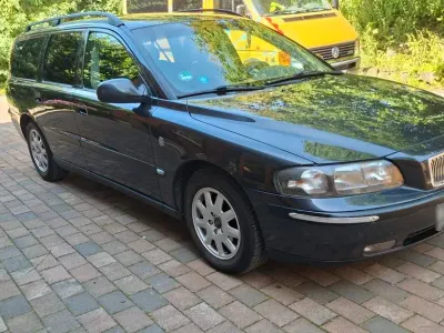 Gebraucht Volvo V70 140 PS (102 kW) 2001 Schwarz Kombi