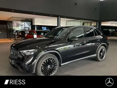 Gebraucht Mercedes GLC300 AMG 269 PS (197 kW) 2025 Schwarz SUV