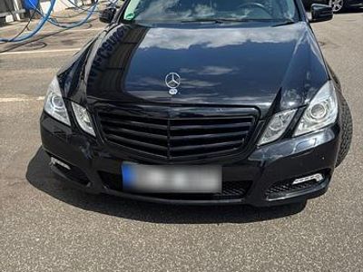Gebraucht Mercedes E250 204 PS (150 kW) 2009 Schwarz Limousine