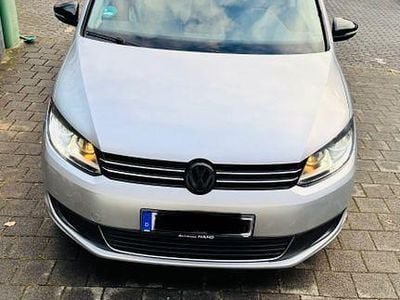Gebraucht VW Touran Comfortline 140 PS (102 kW) 2012 Silber Van / Kleinbus