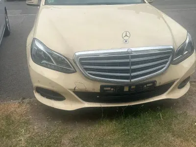 Gebraucht Mercedes E200 Avantgarde 136 PS (100 kW) 2016 Kombi