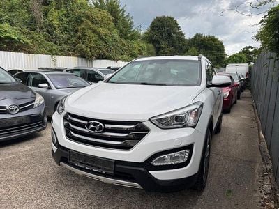 Weiß Gebraucht 2016 Hyundai Santa Fe Premium SUV | 8.800 € (Guter Preis)