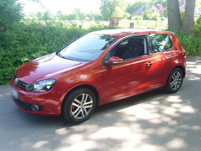 Gebraucht VW Golf VI Comfortline 80 PS (58 kW) 2009 Rot Kleinwagen
