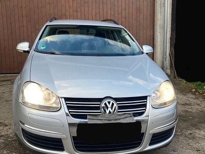 Gebraucht VW Golf VI Comfortline 105 PS (77 kW) 2009 Weiß Kleinwagen