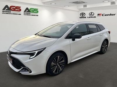 Weiss Neu 2025 Toyota Corolla Team Kombi | 33.490 €