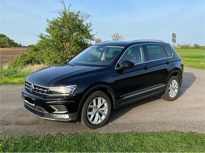 Schwarz Gebraucht 2016 VW Tiguan Highline SUV | 19.000 € (Fairer Preis)