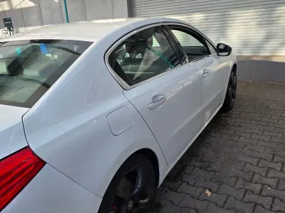 Gebraucht Peugeot 508 144 PS (105 kW) 2013 Weiß Limousine