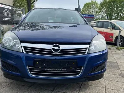 Gebraucht Opel Astra Basis 90 PS (66 kW) 2009 Blau Limousine