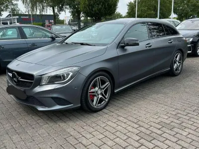 Gebraucht Mercedes CLA220 Shooting Brake Urban 177 PS (130 kW) 2015 Grau Kombi