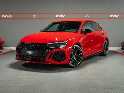 Gebraucht Audi RS3 Sport 400 PS (294 kW) 2022 Tangorot metallic Limousine