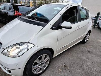 Usata Mercedes A160 Avantgarde 95 CV (69 kW) 2011 Bianco Berlina