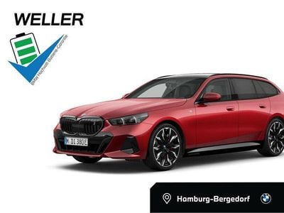 Gebraucht BMW i5 Comfort Edition 250 kW (340 PS) 2025 Dragon fire rot (rot) Kombi
