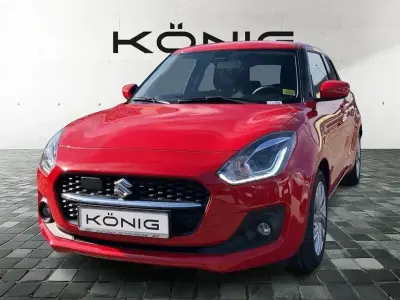 Usata Suzuki Swift Comfort 83 CV (61 kW) 2023 Rosso Utilitaria