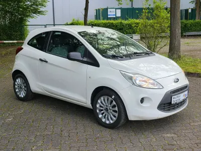 Gebraucht Ford Ka Ambiente 69 PS (50 kW) 2012 Weiss Kleinwagen