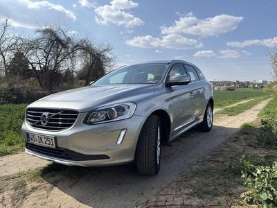 Gebraucht Volvo XC60 Summum 215 PS (158 kW) 2015 Grau SUV