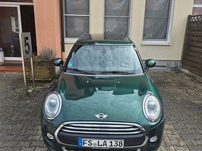Gebraucht Mini Cooper 136 PS (100 kW) 2017 Grün Kleinwagen