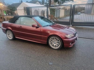 Second-hand BMW 330 M Sport 231 CP (169 kW) 2004 Roșu Cabrio