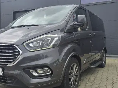 Gebraucht Ford Tourneo Titanium 185 PS (136 kW) 2021 Grau Van / Kleinbus