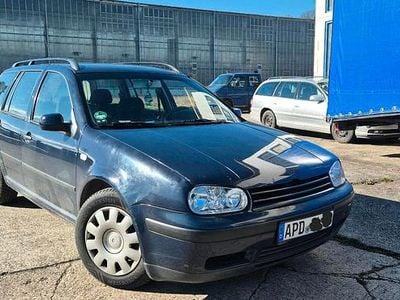 Gebraucht VW Golf IV 102 PS (75 kW) 2002 Blau Kombi