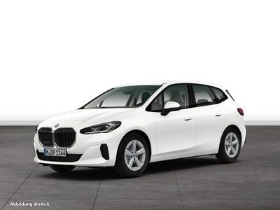Gebraucht BMW 220 Active Tourer 156 PS (114 kW) 2025 Weiß Van / Kleinbus