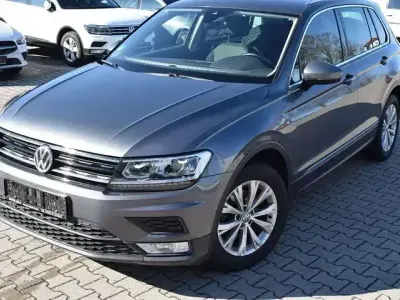 Gebraucht VW Tiguan Comfortline 150 PS (110 kW) 2016 Grau SUV