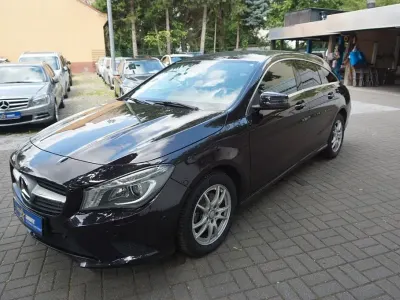 Gebraucht Mercedes CLA200 AMG line 136 PS (100 kW) 2016 Blau Limousine