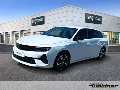 Gebraucht Opel Astra 131 PS (96 kW) 2024 Arktis weiã uni Kleinwagen