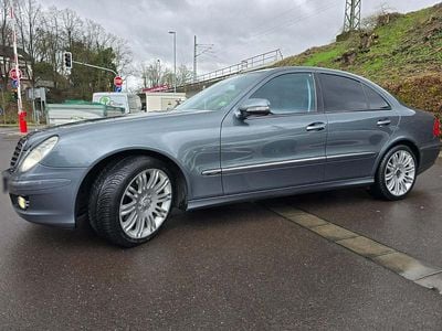 Gebraucht Mercedes E280 190 PS (139 kW) 2008 Grau Limousine