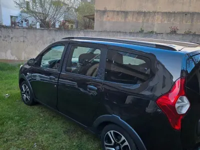 Gebraucht Dacia Lodgy Stepway 116 PS (85 kW) 2020 Schwarz Van / Kleinbus