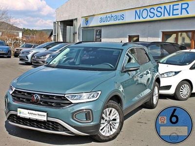 Usata VW T-Roc Life 110 CV (80 kW) 2023 Blu SUV