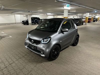 gebraucht Smart ForTwo Cabrio 1.0 Matt Brabus Kamera StandH JBL