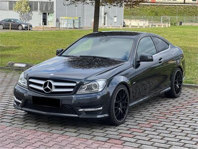 Gebraucht Mercedes C180 AMG 156 PS (114 kW) 2012 Grau Coupé