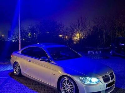 BMW 325