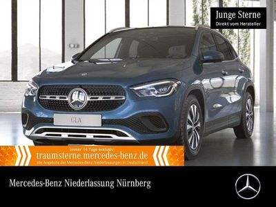 Gebraucht Mercedes GLA250 Style 160 PS (117 kW) 2020 Blau SUV