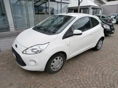 Używany Ford Ka Trend 69 KM (50 kW) 2011 Biały Hatchback