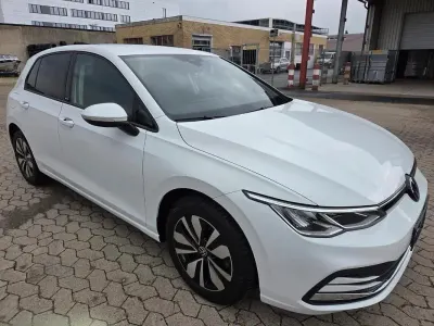 Gebraucht VW Golf VIII Move 150 PS (110 kW) 2023 Weiß Limousine