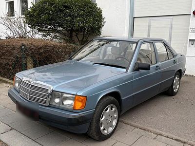 Gebraucht Mercedes 190 122 PS (89 kW) 1989 Blau Limousine