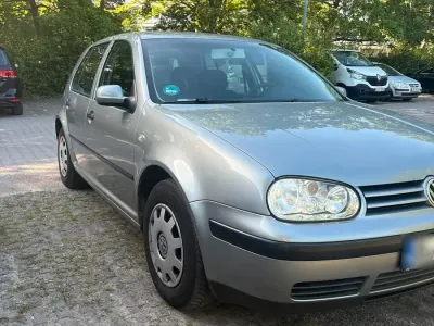Gebraucht VW Golf IV 75 PS (55 kW) 2002 Grau Kleinwagen