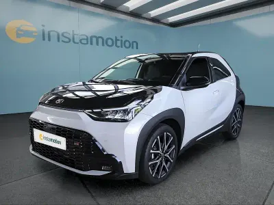 Neu Toyota Aygo X Sport 116 PS (85 kW) 2026 Weiß SUV