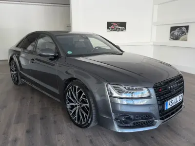 Gebraucht Audi S8 plus Sport 605 PS (444 kW) 2017 Grau Limousine