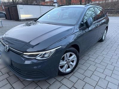 Gebraucht VW Golf VIII 116 PS (85 kW) 2021 Grau Kombi