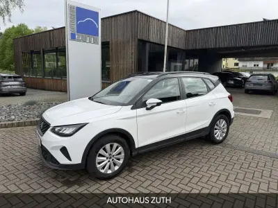 Gebraucht Seat Arona Style 95 PS (69 kW) 2022 Weiß SUV