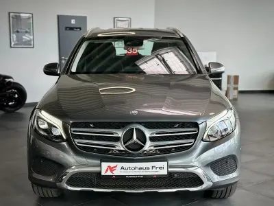 Gebraucht Mercedes GLC250 Exclusive 204 PS (150 kW) 2015 Selenitgrau SUV